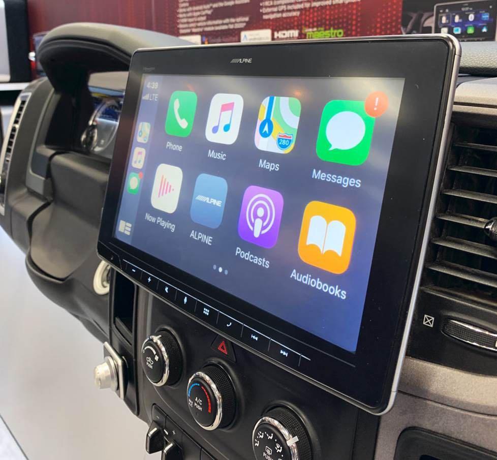 Alpine iLXF2611e 11 inch tablet stereo Alpine Car Audio
